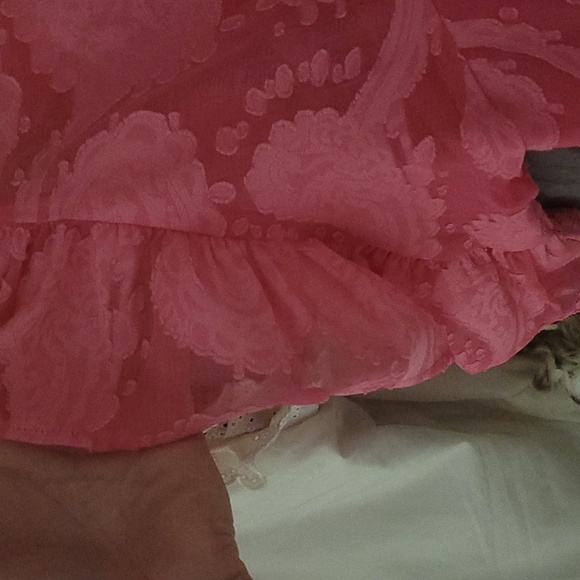 Lilly Pulitzer Darlah Top in Cockatoo Pink Size Large - Picture 4 of 6